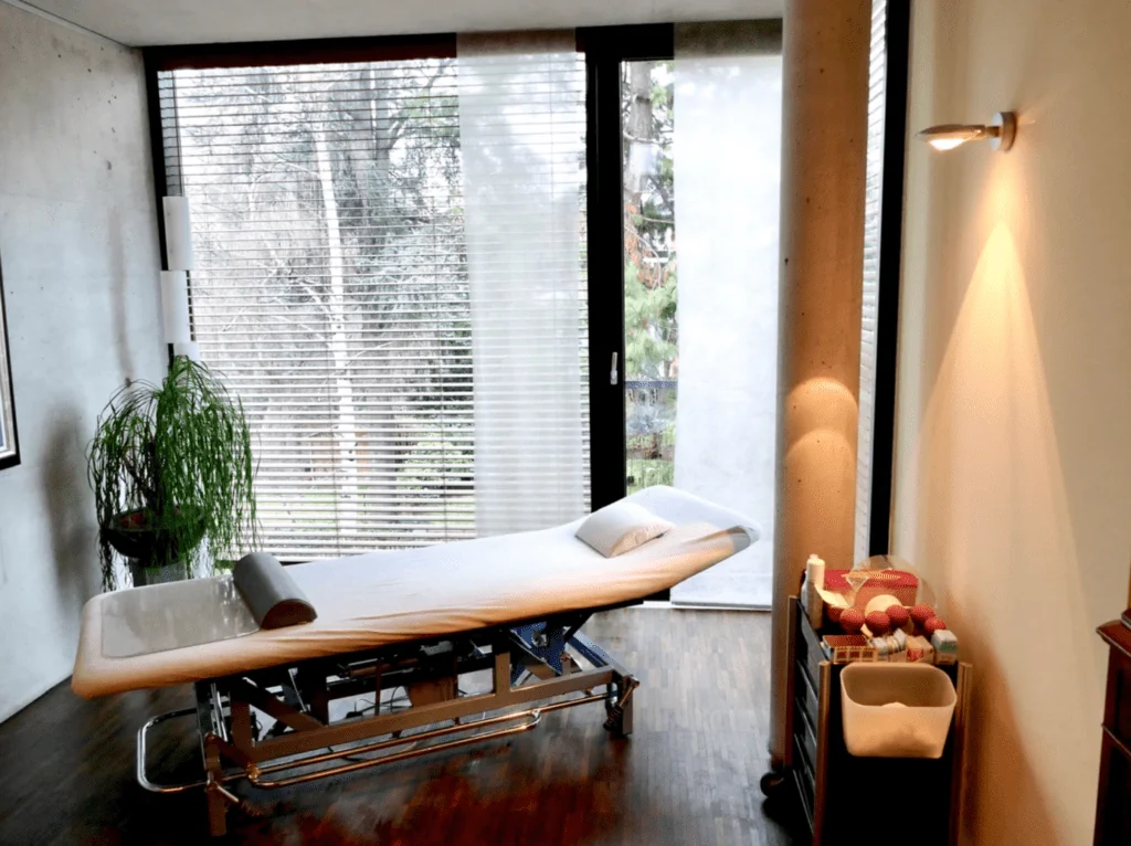 Praxis Dr. Leon Behandlungszimmer